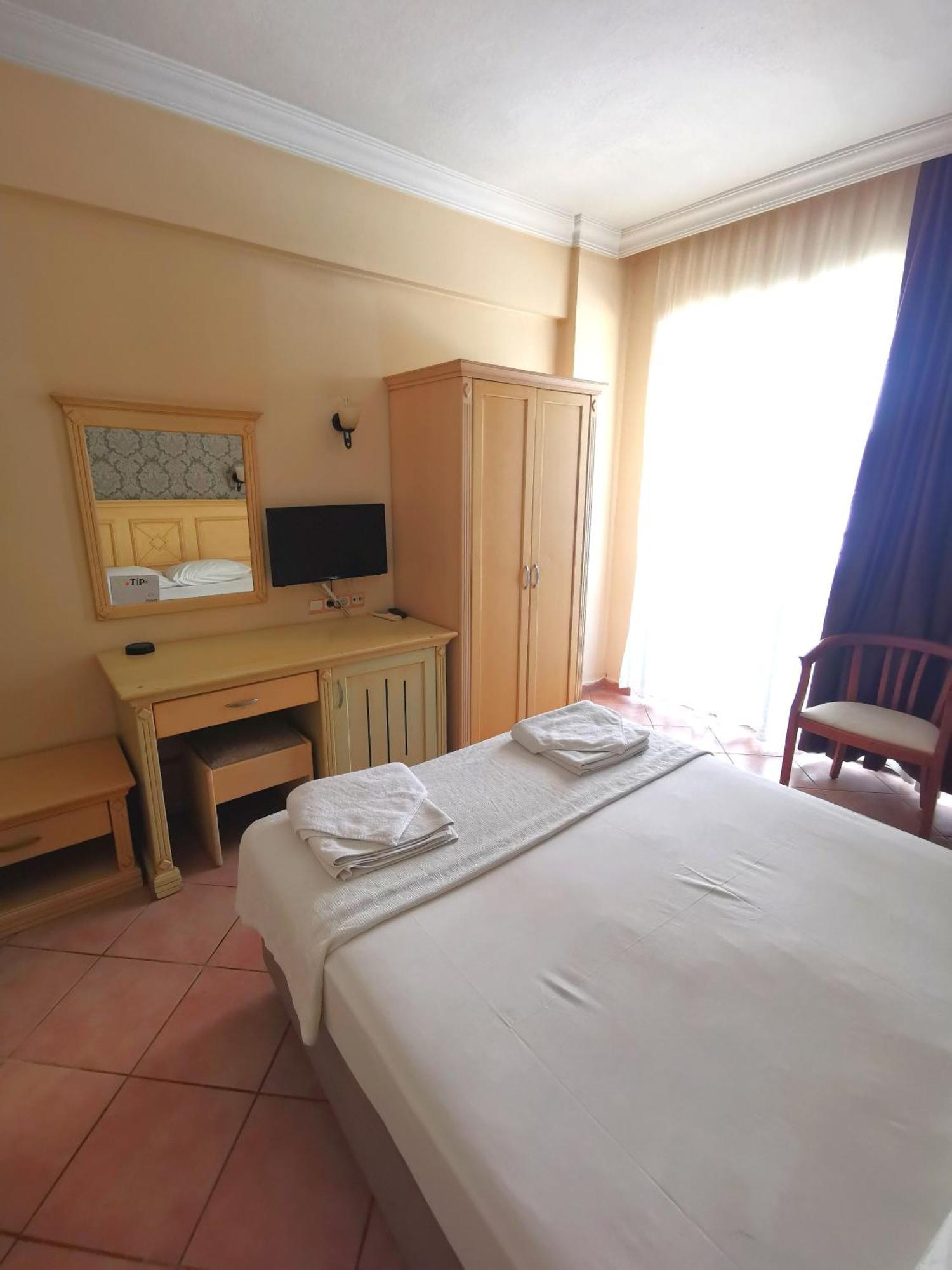 Intermar Hotel Marmaris Esterno foto